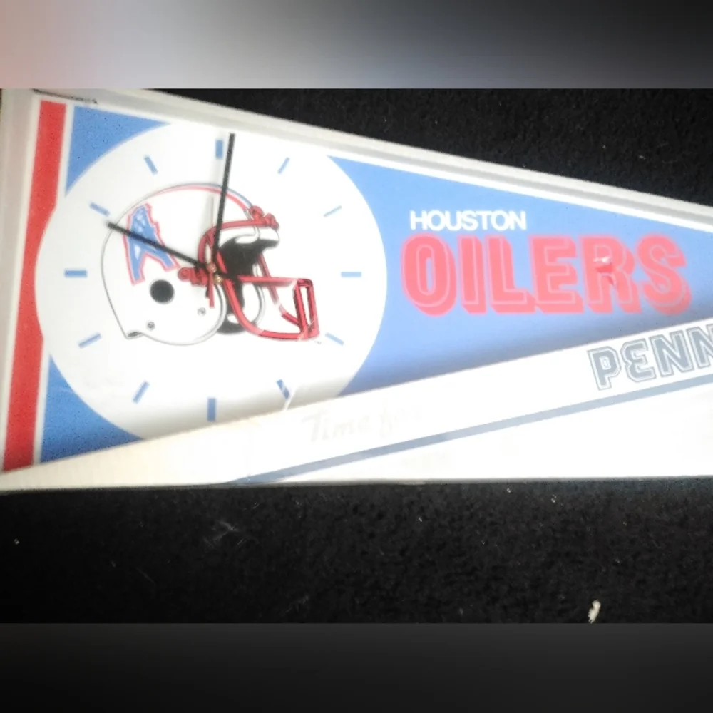 Wall clock Vintage Rare Houston oilers  SEALED in box!